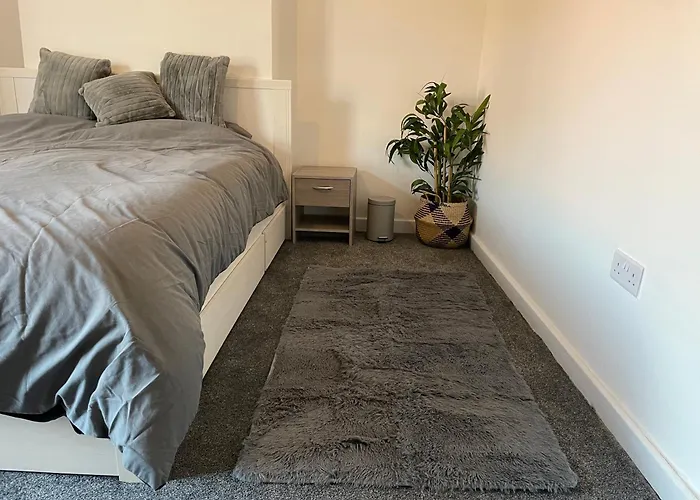 Spacious 4-Bedroom House In